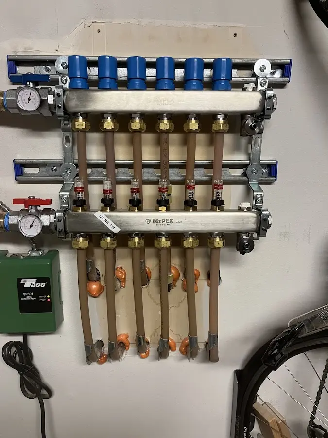 Plumber performing Gas Leak Detection at a residential property in Dentsville