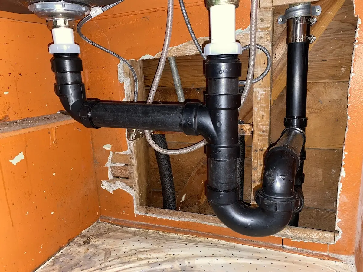 Professional Pipe Bursting equipment and tools on the job in Dentsville